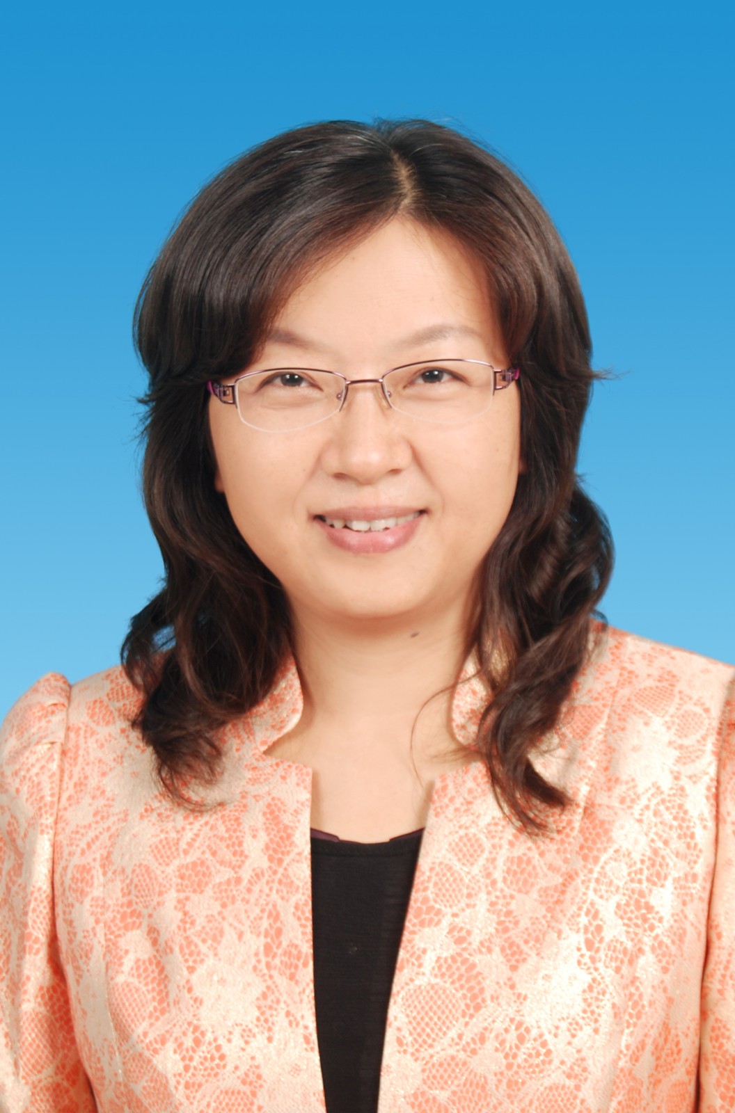 邵建华.jpg 邵建华.jpg